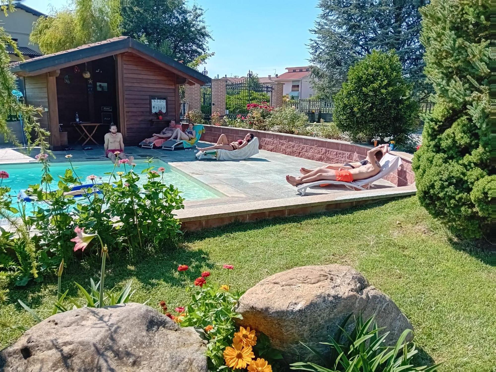 L'Isola Dla Cerrea Bed and Breakfast Mombasiglio Exteriör bild